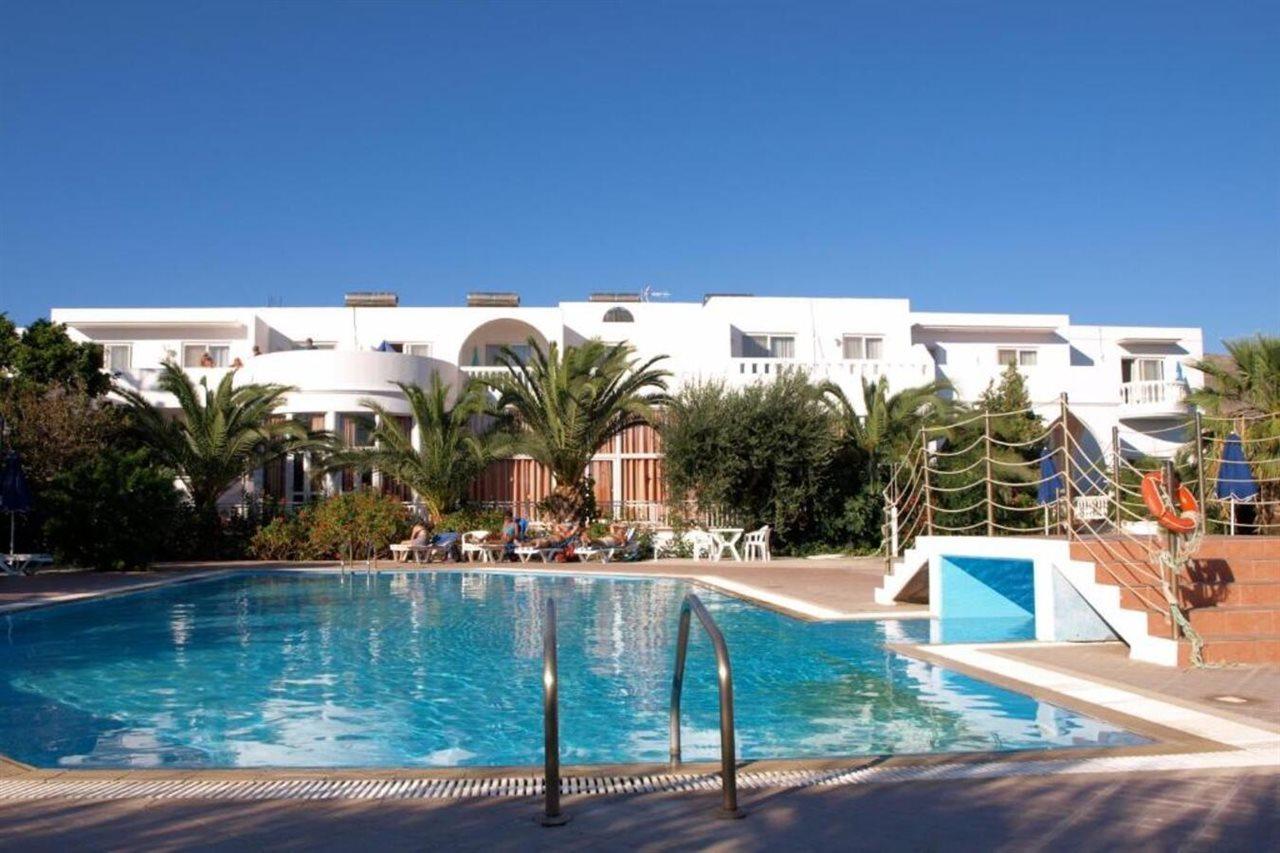 Eristos Beach Hotel Megálon Choríon Exterior foto